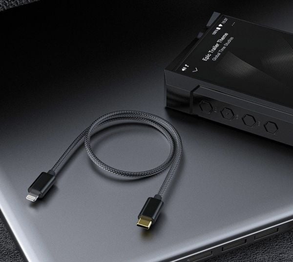 FiiO USB-C - Lightning USB-kabel 0,5 m svart (6953175731030)