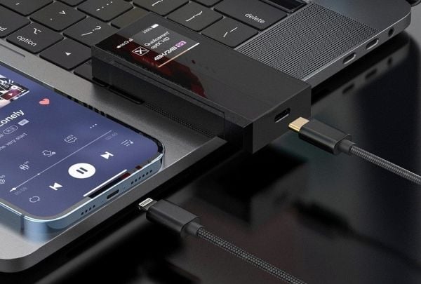 FiiO USB-C - Lightning USB-kabel 0,5 m svart (6953175731030)