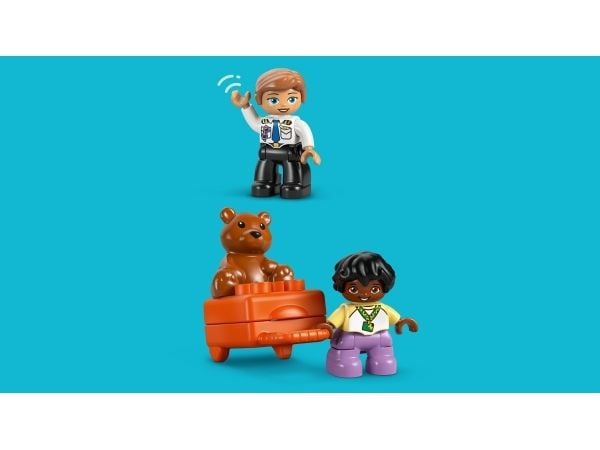 LEGO DUPLO Town 10443 På flyplassen for første gang