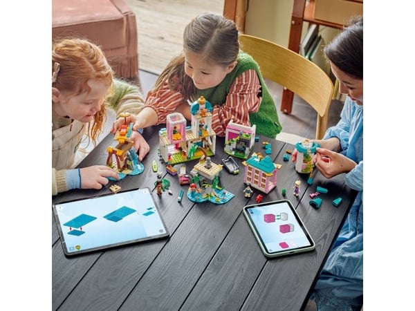 LEGO Disney 43267 Prinsesseslott med kjæledyr