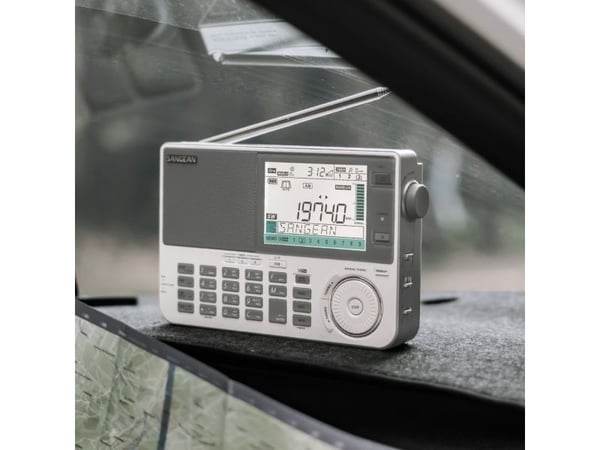 Sangean ATS-909 X2 pasaulinis radijas, baltas
