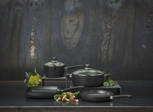 Scanpan 4,0 l/26 cm sautégryta med lock - Classic Induction