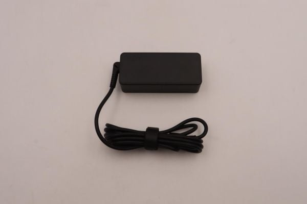 APC - Strömadapter - 45 Watt
