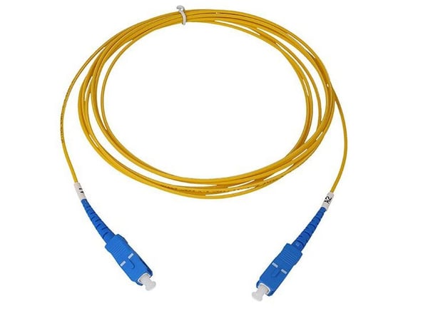 BlueOptics© Simplex fiberoptisk patchkabel, SC-UPC/SC-UPC blå, 2 meter, singlemode E9/125µm, G.657.A1, OS2, inngangsdemping: mindre enn 0,2dB, merk...