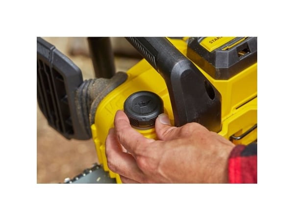 Stanley FATMAX SFMCCS630M1-GB, 30 cm, 7,7 m/s, Svart, Gult, Batteri, 4 Ah, 18 V