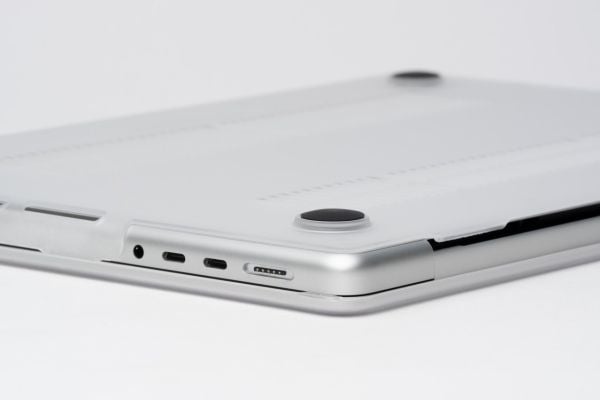 ZAGG - Skallveske for bærbar - 13" - blank - for Apple MacBook Pro (13.3 tommer, M2, M3)
