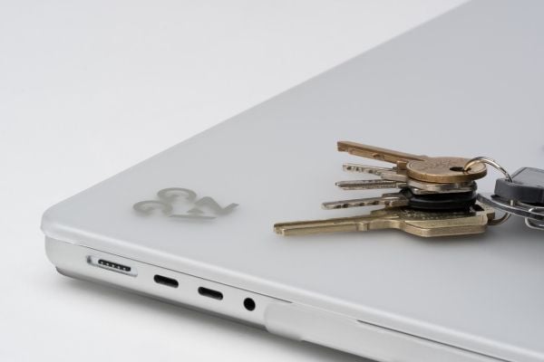 ZAGG - Skallveske for bærbar - 16" - blank - for Apple MacBook Pro (16.2 tommer, M1, M2, M3)