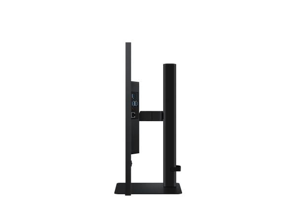 Samsung ViewFinity S8 S32D800UBU - S80UD Series - LED-skjerm - USB - 32" - 3840 x 2160 UHD @ 60 Hz - IPS - 350 cd/m² - 1000:1 - HDR10 - 5 ms - HDMI...