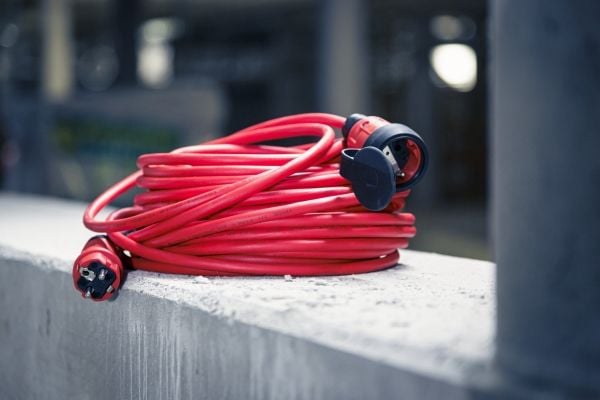 Brennenstuhl 9161250210, 25 m, Ulkona, Suora, IP44, Antibakteerinen, Kylmänkestävä, Öljynkestävä, Repeämätön, UV-kestävä, Vedenkestävä, Polyuretaani