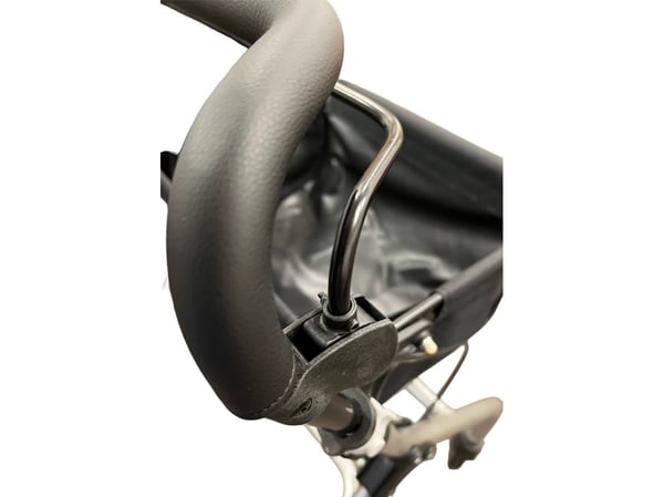 Rollator inomhus champagne
