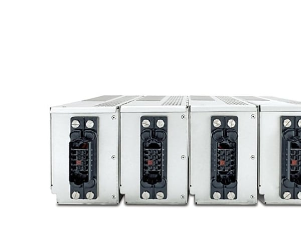 APC WMBRS4-MB-T9B4, Lyijyakut (VRLA), musta, hopea, CE,UL 1778, Symmetra PX 48/96/160KW, 208V Symmetra PX 100KW, 100,5 kg, 428 mm