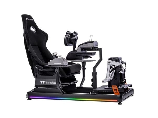 Thermaltake GSC-F50-CPASBB-01, Lentokoneen ohjaamo, musta, Alumiini, 120 kg, 12°, 600 mm
