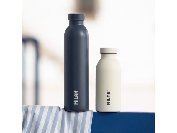 Milan 643020B, Daglig bruk, 590 ml, Skrulokk, Rustfritt stål, Marineblå, Navy blue