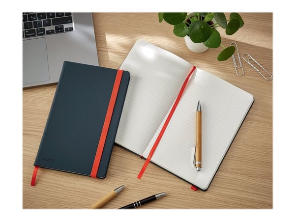 Leitz Cosy - Notisbok - A5 - 135 x 215 mm - 96 ark / 192 sider - linjert - velvet gray - kartong