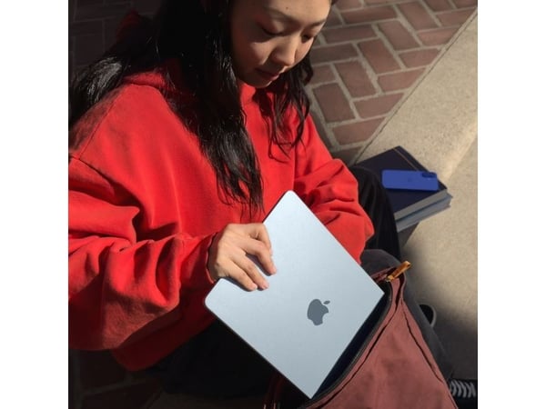 Apple MacBook Air - M4 - Apple M4 10-core - 24 GB RAM - 512 GB SSD - 13.6" IPS 2560 x 1664 (WQXGA) - Wi-Fi 6E, Bluetooth - sølv - kbd: Internasjona...