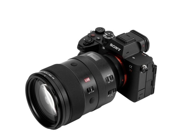 VILTROX AF 135 MM F1.8