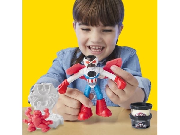 Play-Doh Captain America Moto-Slicer