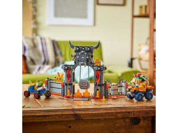 LEGO Super Mario 72039 Mario Kart™ – Bowsers slott