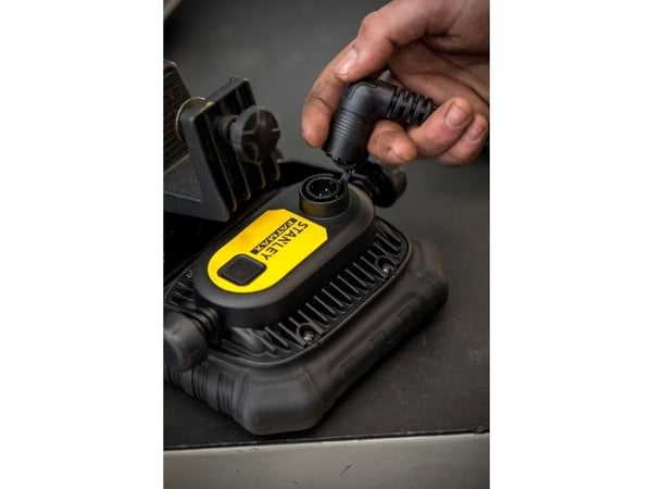 Stanley FMHT81507-1, LED, 1 ampuller, 2,11 kg, IP67, Sort, Gult, Hengende arbeidslys
