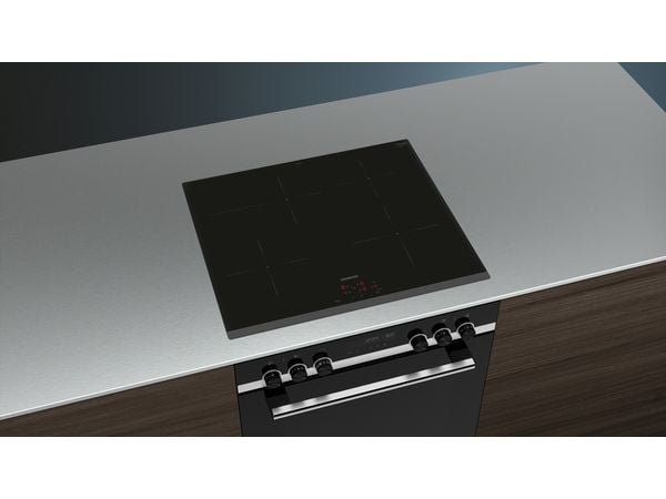 Siemens iQ300 EI631CFB1E, Sort, Innebygget, 60 cm, Sonebasert induksjon, Glass-keramikk, 4 zone(s)