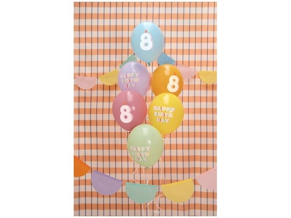 Ilmapallokimppu Hyvää syntymäpäivää, 8 vuotta