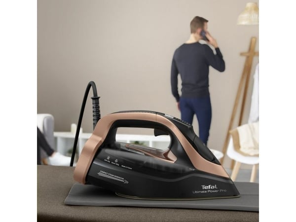 Tefal Ultimate Power Pro FV9E50, Tørr & dampstrykejern, Durilium AirGlide Autoclean soleplate, 2 m, 300 g/min, Svart, Kobber, 85 g/min