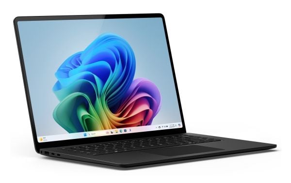 Microsoft Surface Laptop 7 Copilot+ PC, Snapdragon, 3,4 GHz, 38,1 cm (15"), 2496 x 1664 piksler, 16 GB, 512 GB