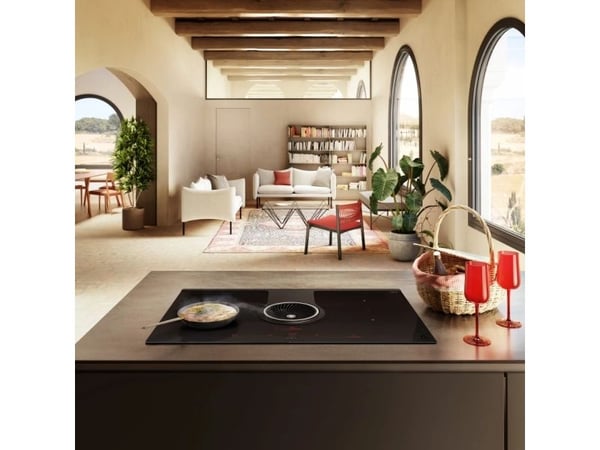 Elica NikolaTesla One HP EVO BL/A/83, Svart, Innebygget, 83 cm, Sonebasert induksjon, Glass, 4 zone(s)