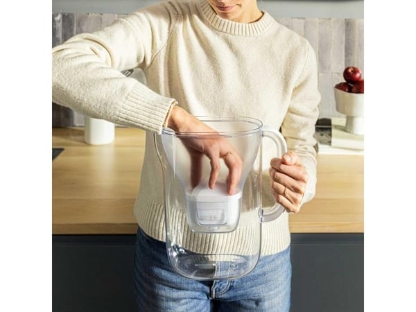 Brita Style Essential, Vattenfilter kanna, 2,4 l, Transparent, Vit