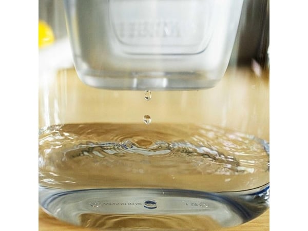 Brita Style Essential, Vattenfilter kanna, 2,4 l, Transparent, Vit