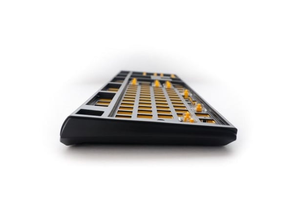 Ducky One 3 Hot-Swap Barebone, Full størrelse (100 og), Koblet med ledninger (ikke trådløs), USB, Mekanisk nøkkelbryter, RGB LED, Sort