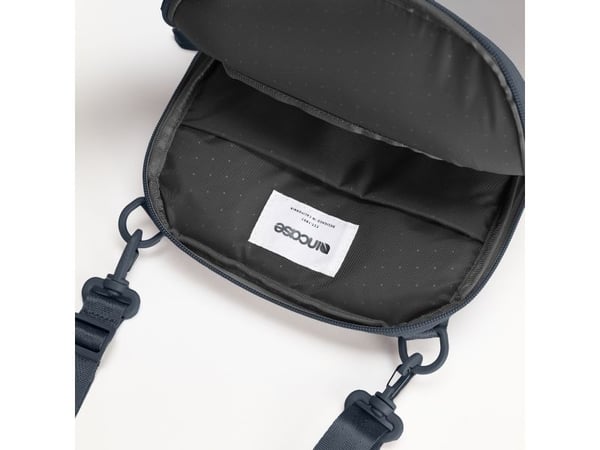 Incase INCO400719-NVY, Gutt, Diagonalt hengende bag, Glidelås, Nettbrettslomme, Marineblå, Monokromatisk