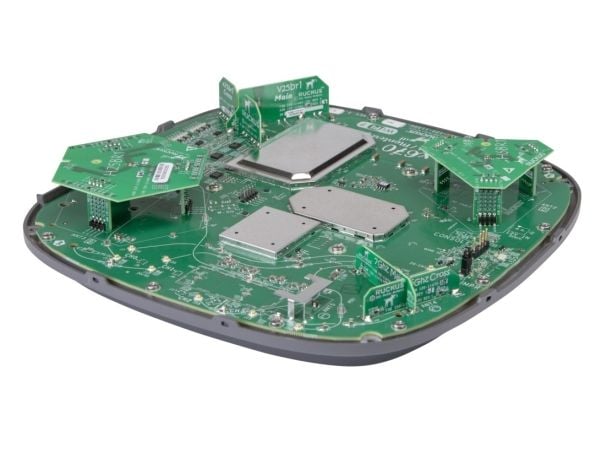 Ruckus R670 - Trådløst tilgangspunkt - innendørs - Wi-Fi 7 - Wi-Fi 7 - 2.4 GHz, 5 GHz, 6 GHz - skystyring - kan monteres på skrivebord / vegg / tak...