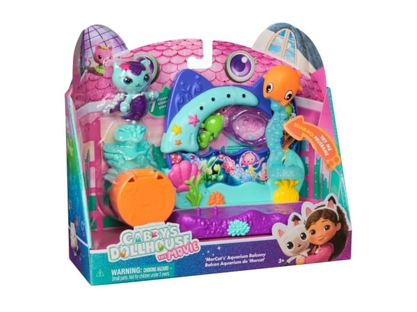 Gabby's Movie Balcony - Swing & Swim