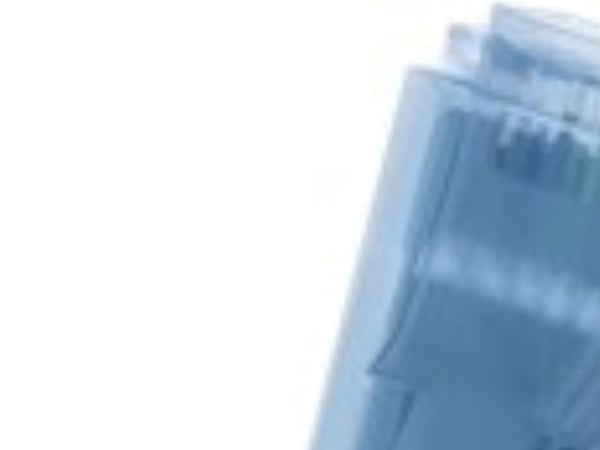 goobay - Patch-kabel - RJ-45 (hane) till RJ-45 (hane) - 7.5 m - 2.8 mm - U/UTP, oskärmad - CAT 6a - halogenfri, tvinnad, slim, ultra flexibel - grå
