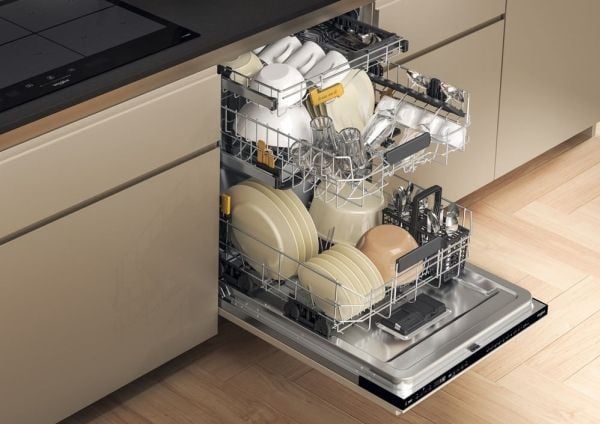 WHIRLPOOL WH8IPB14AM6L0 - Astianpesukone - musta
