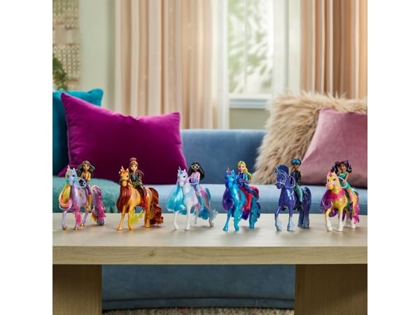 Unicorn Academy Doll Ava & Plant Magic Leaf