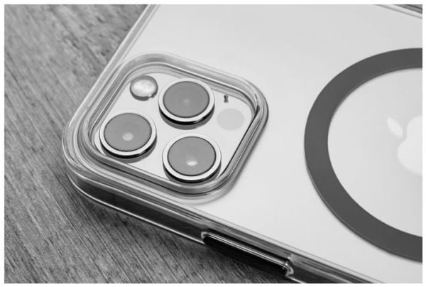 FIXED MagPurity - Baksidesskydd för mobiltelefon - MagSafe-kompatibilitet - klar - för Apple iPhone 15 Pro