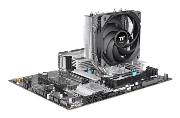 Thermaltake UX400 - Prosessorkjøler - (for: LGA1851, LGA1700, LGA1200, LGA1156, LGA1155, LGA1151, LGA1150, AM4, AM5) - aluminium - 120 mm