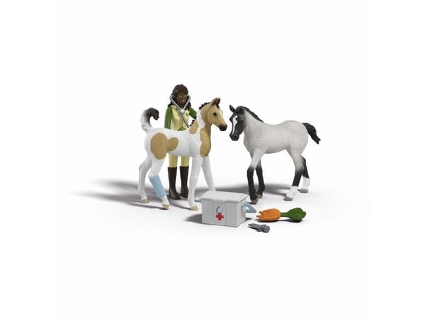 Schleich Sarahs First Aid Kit
