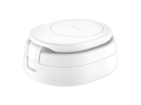 Belkin BoostCharge - Trådløst ladestativ - 3-i-1, magnetisk, kompakt + AC-strømadapter - 15 watt - hvit