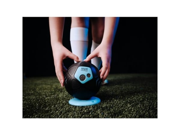 STRIKESPHERE SOCCER DASH