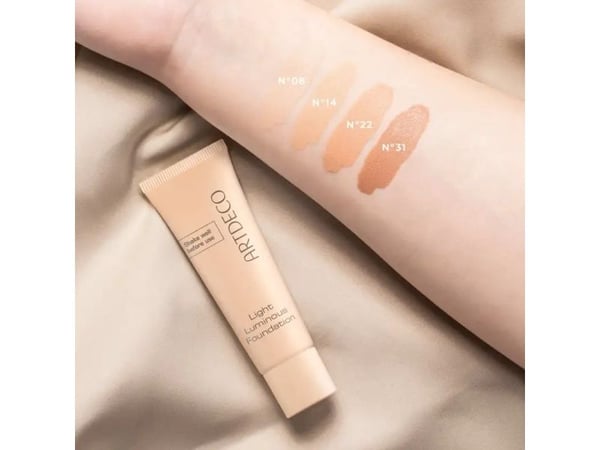 Artdeco Light Luminous Foundation No.08 Neutral Porcelain 25ml
