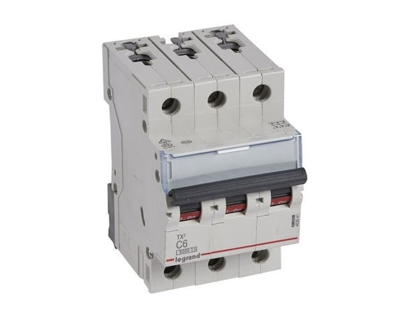 Legrand TX3, Pienoiskatkaisija, Tyyppi C, IP20, 240 - 415 V