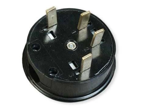 Pistoke Vs 380V 25A Liregus