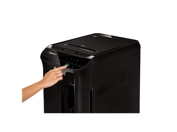 Fellowes 100135793, Konfettimakulering, 4 x 38 mm, 68 L, 750 ark, Sort, 390 mm
