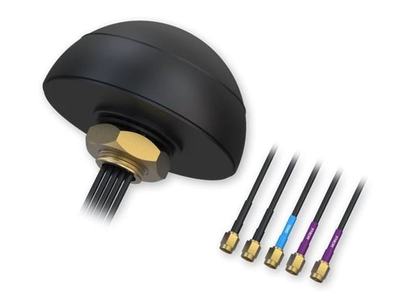 Teltonika - Antenne - navigasjon, Wi-Fi, mobiltelefon - 3 dBi (for 698 - 960 MHz), 3 dBi (for 1710 - 2690 MHz), 2 dBi (for 2400 - 2 483,5 MHz), 2 d...