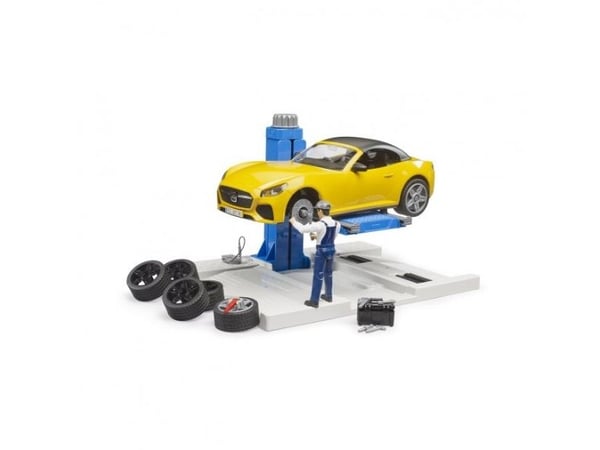 BWorld Car service and BRUDER Roadster