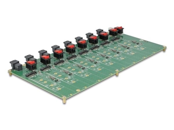 Delock M.2-testkort for 8 x M.2 NVMe Key M SSD med SFF-8643-kontakt
