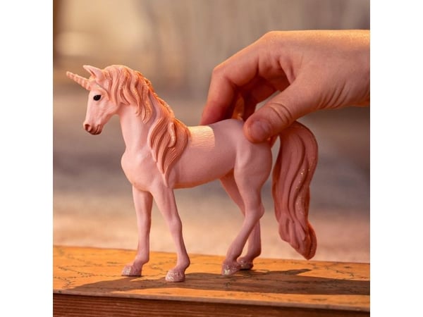 Schleich Unicorn Mare Peach